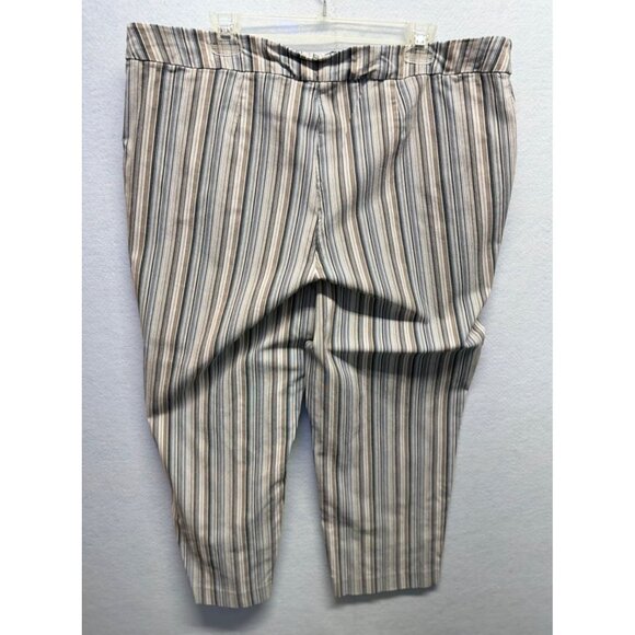 Zac & Rachel Striped Cropped Pants With Button Accents & Pockets 24W - Picture 7 of 8